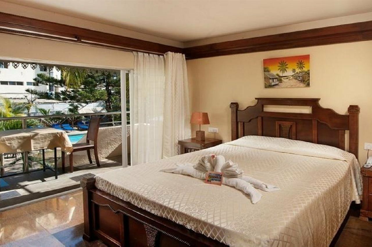 Manisa Hotel Flic en Flac Екстер'єр фото